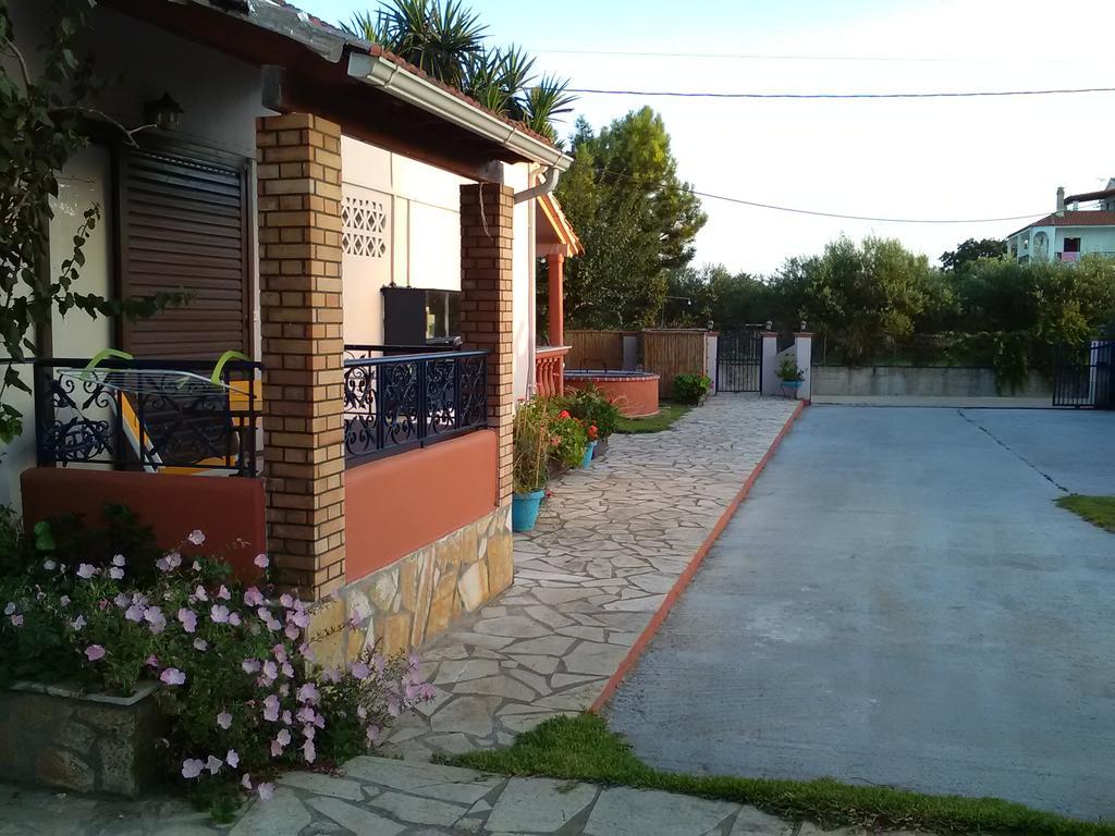 Armonia Studios Agios Georgios  Exterior foto