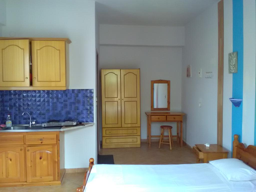 Armonia Studios Agios Georgios  Exterior foto